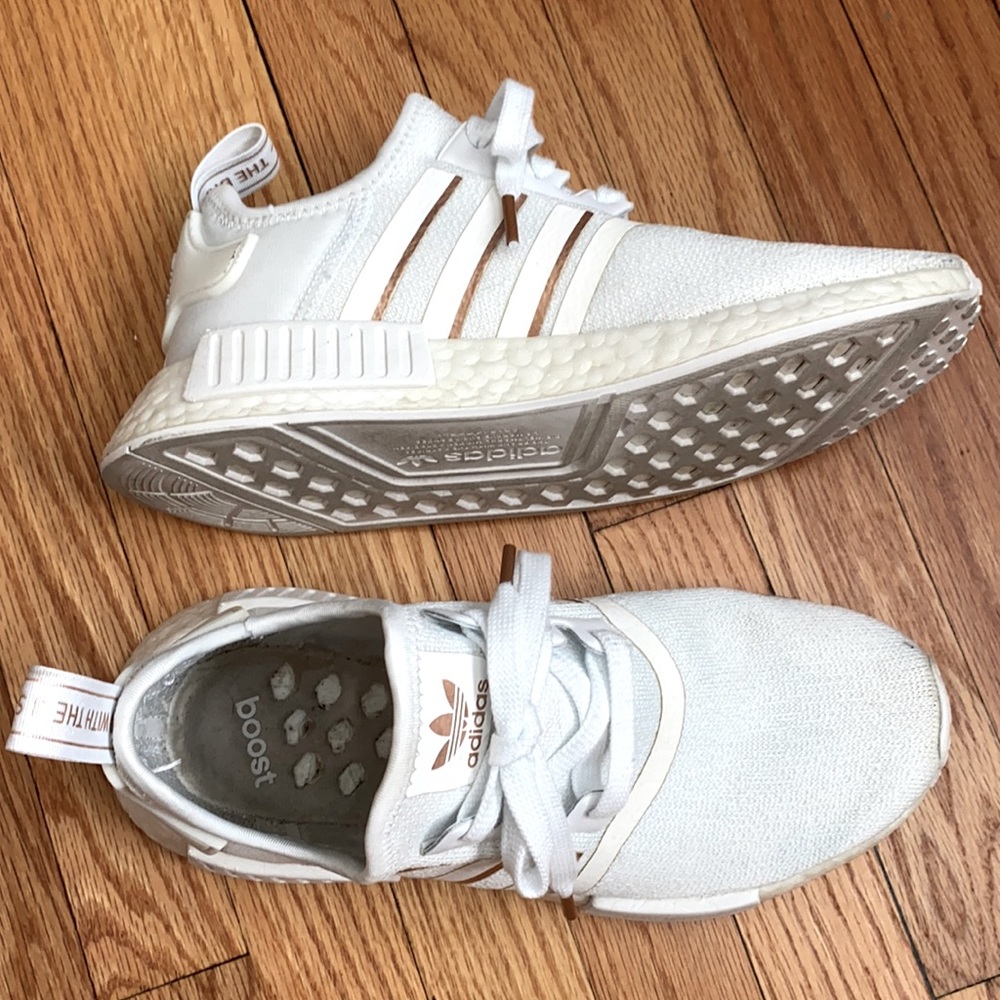 ADIDAS BOOST